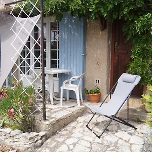 https://studio-cosy-et-petit-dejeuner.fr-provencehotel.com