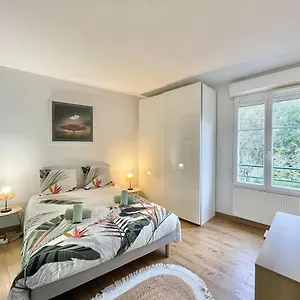 https://la-lousiane-confort-wifi-parking-priv-terrasse-centre-ville.inbrittany.com