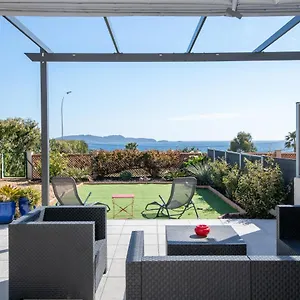 https://vue-mer-superbe-pavillon-lesclesdenicole.fr-provencehotel.com