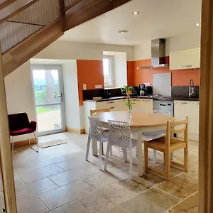 Hébergement de vacances Charmante Maison Totalement Renovee, Saint-Géron