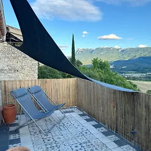 Hébergement de vacances Maison Avec Toit Terrasse Dans Le Vieux, Mirabel-et-Blacons